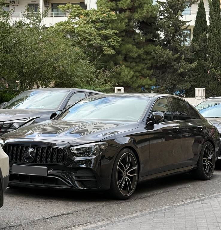 Mercedes E 350 4MATIC, 2.0 L, 2023 il, 35 000 km — Avtomobillər, Bakı (3)