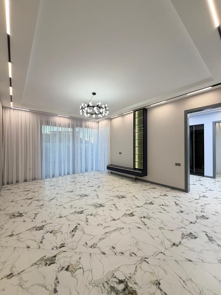 Satılır 5 otaqlı həyət evi/bağ evi 300 m² — Ev, villa, Bakı (8)