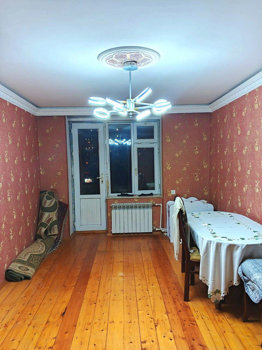 Satılır 4 otaqlı köhnə tikili 75 m² — Mənzil, Bakı (10)