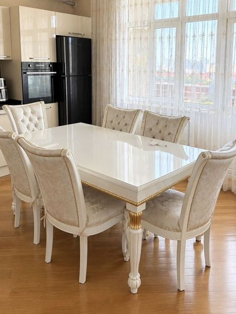 Qonaq otağı üçün, İşlənmiş, Açılmayan, Dördbucaq masa, 6 stul — Bakı