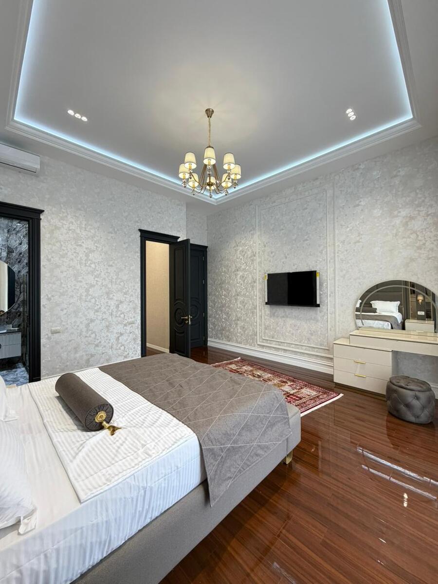 Satılır 6 otaqlı həyət evi/bağ evi 330 m² — Ev, villa, Bakı (9)