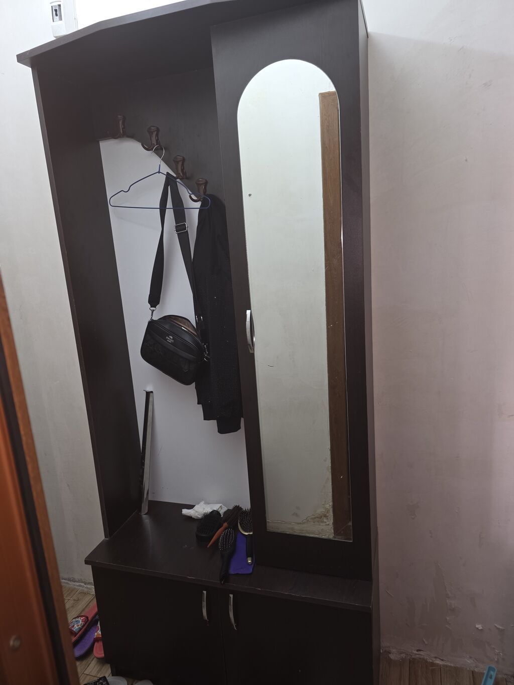 Dəhliz üçün garderob-komod dəsti - Material: laminat/LDSP, tünd — Xol üçün, Bakı (2)