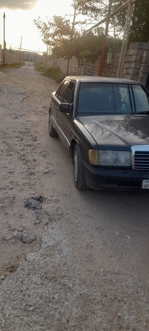 Mercedes-Benz 190 (W201): 1.8 l 1991 il Sedan — Bakı