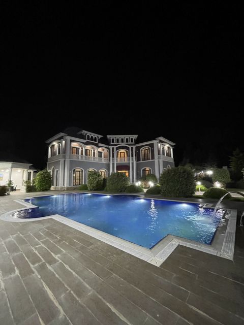 İcarəyə verilir 6 otaqlı həyət evi/bağ evi 500 m² — Bakı