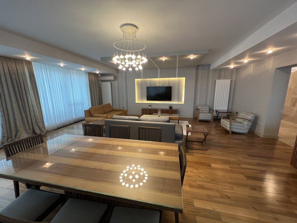 İcarəyə verilir 4 otaqlı yeni tikili 400 m² — Mənzil, Bakı (5)