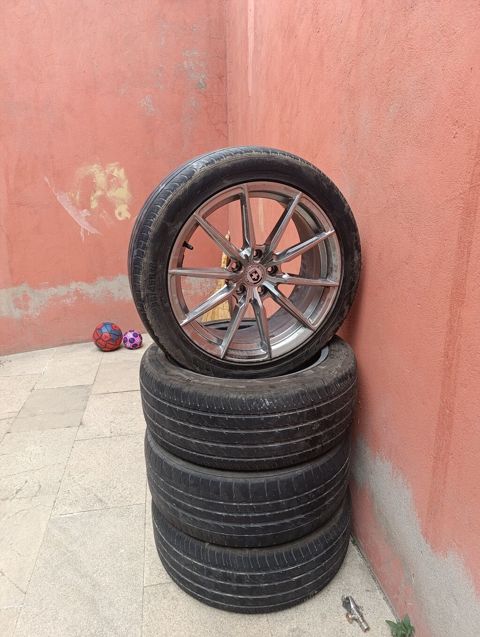 İşlənmiş Disk təkər Vossen 235 / 45 / R 18, 5 Boltlu — Bakı