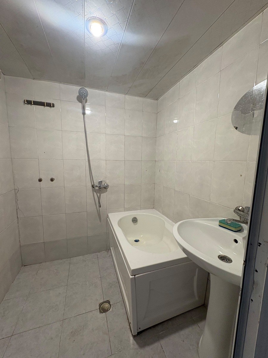 Satılır 2 otaqlı köhnə tikili 60 m² — Mənzil, Bakı (11)