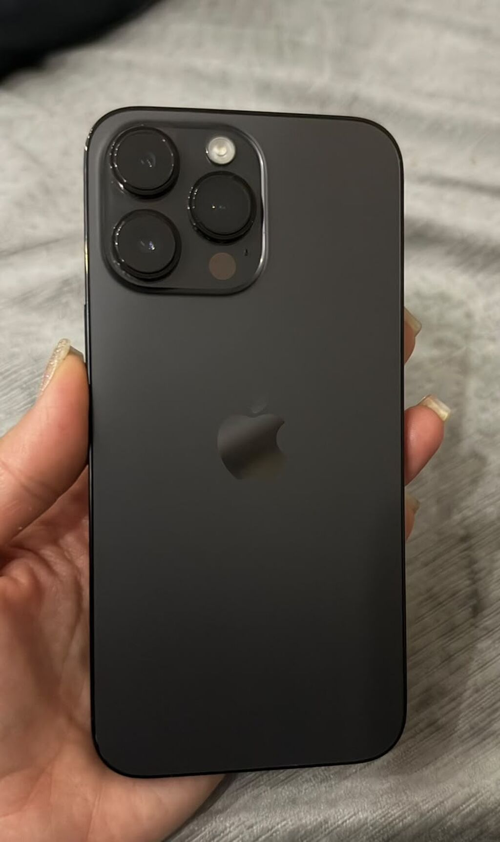 Qara, Simsiz şarj — Apple iPhone, Bakı (2)