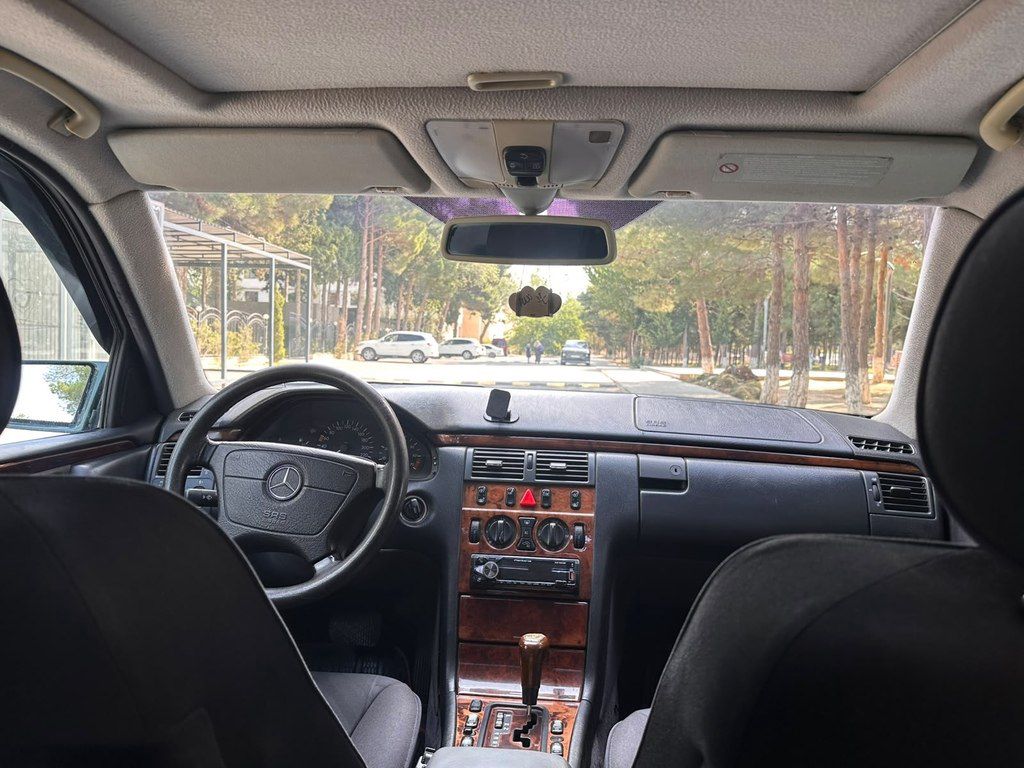 Mercedes E 240, 2.4 L, 1999 il, 350 000 km — Avtomobillər, Sumqayıt (12)