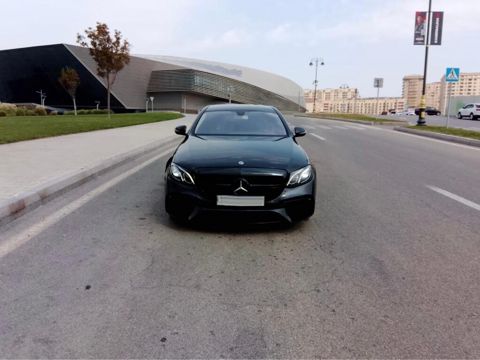 Mercedes E 300, 2.0 L, 2017 il, 128 257 km — Bakı