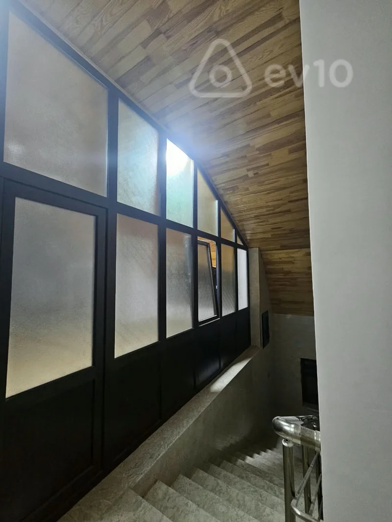 Obyekt, 250 m², Nizami rayon, Qara Qarayev metrosu — kirayə — Bakı