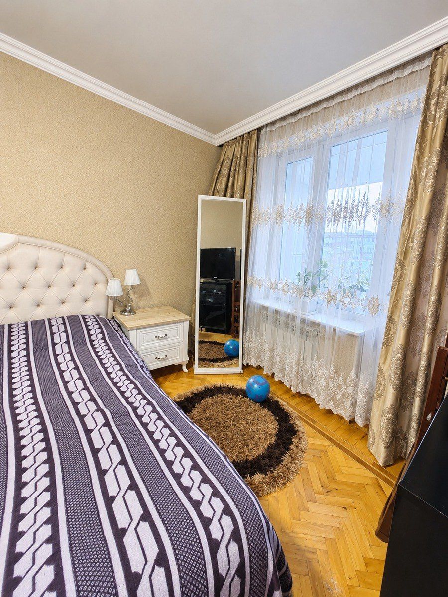Satılır 4 otaqlı köhnə tikili 100 m² — Mənzil, Bakı (11)