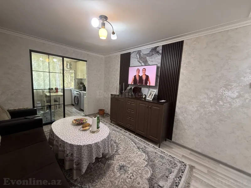 Satılır 2 otaqlı Mənzil Köhnə tikili 40 m² Bakı, Nizami r., Xalqlar Dostluğu m., 8-ci kilometr — Mənzil, Bakı (2)