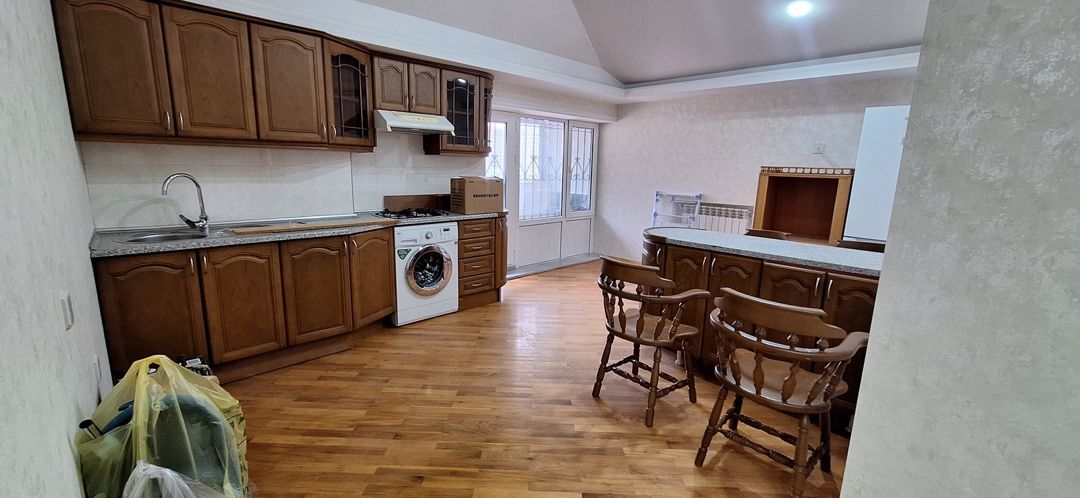 İcarəyə verilir 4 otaqlı yeni tikili 200 m² — Mənzil, Bakı (6)
