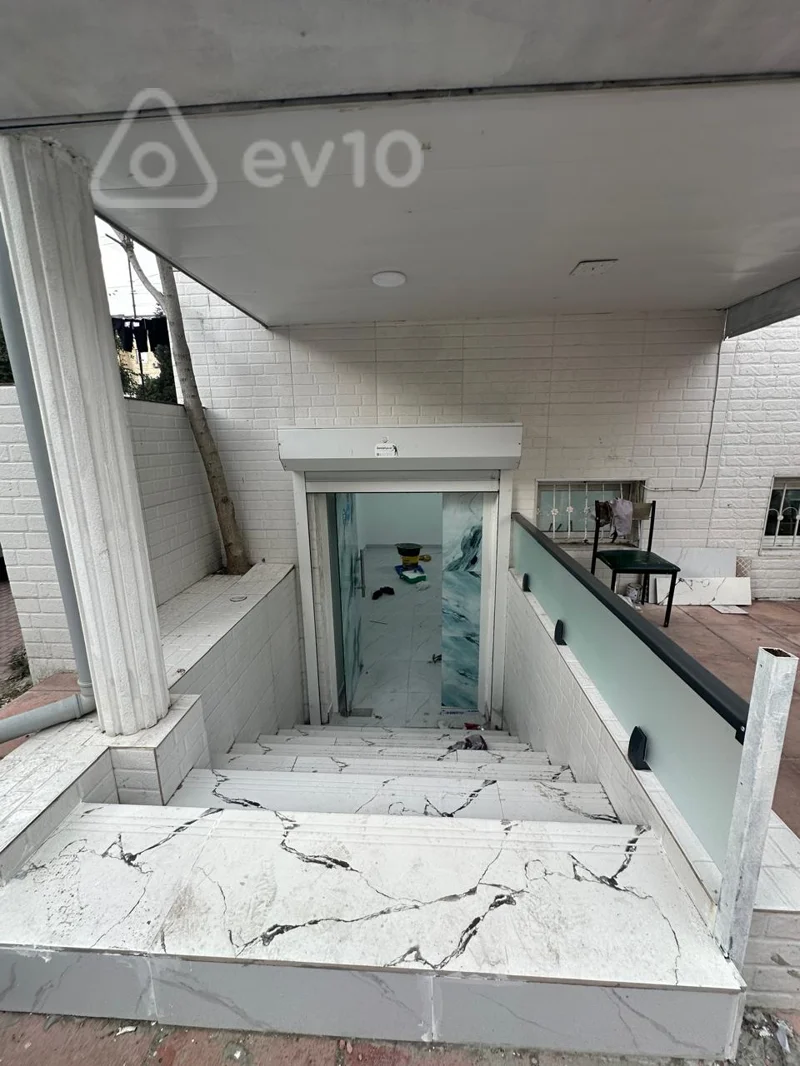 Obyekt, 30 m², Həsən Əliyev kucesi — kirayə — Bakı