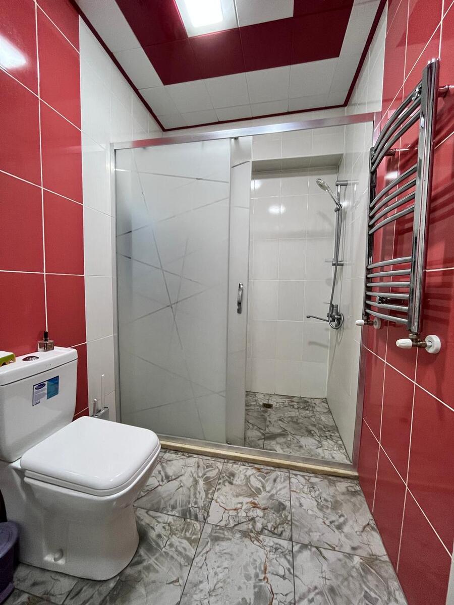 Satılır 2 otaqlı köhnə tikili 114 m² — Mənzil, Bakı (10)