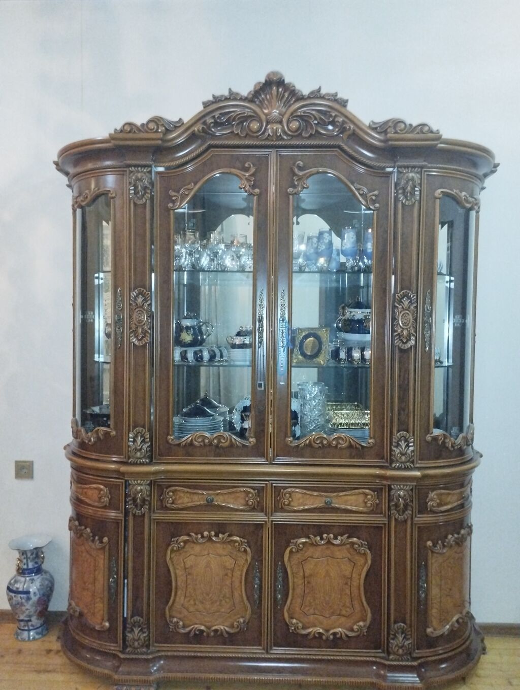 İşlənmiş, Servant, Kredit yoxdur — Qonaq otağı üçün, Bakı (2)