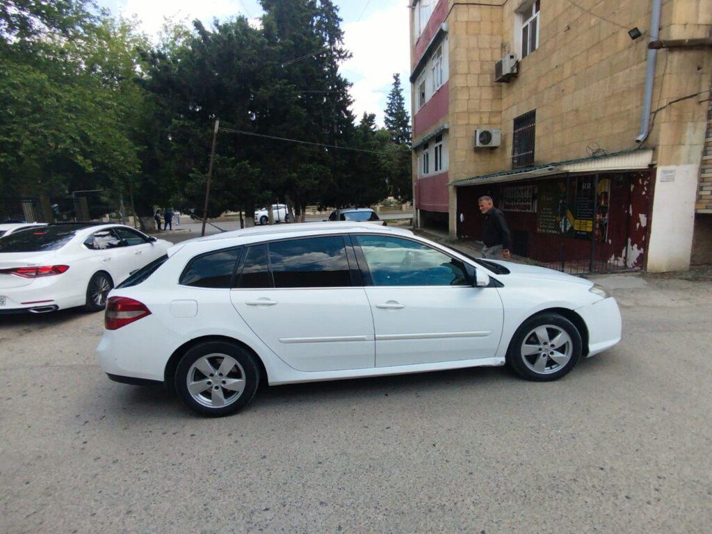 Renault Laguna, 1.5 L, 2010 il, 400 000 km 99-RP-440 — Avtomobillər, Şirvan (2)