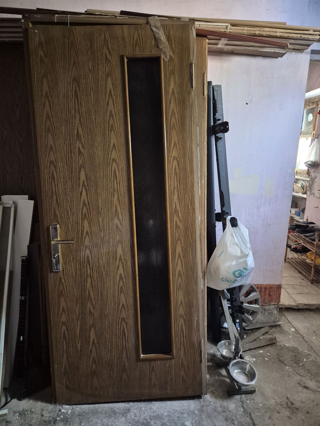 Taxta naxışlı daxil qapı (şüşəli model) - Material: MDF/laminat — Pəncərələr, qapılar, balkonlar, Bakı
