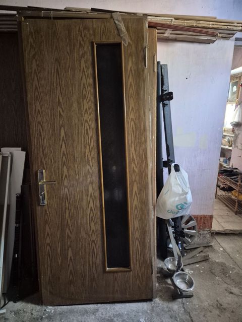 Taxta naxışlı daxil qapı (şüşəli model) - Material: MDF/laminat — Bakı