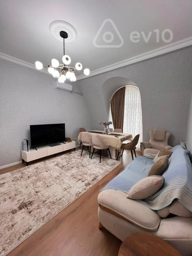 3 otaqlı mənzil, 137 m², yeni günəşli — Bakı