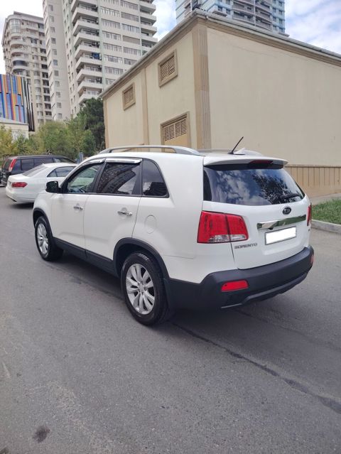 Kia Sorento: 2 l 2009 il Ofrouder/SUV — Bakı