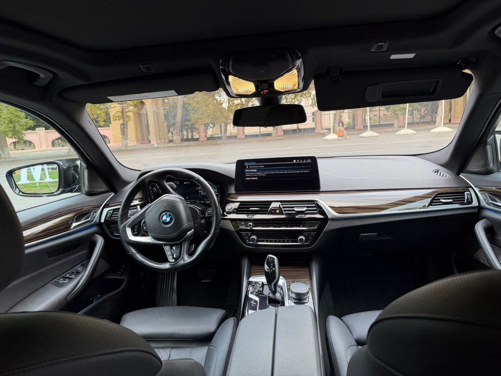 BMW 530e, 2.0 L, 12 kWh, 2023 il, 79 000 km — Avtomobillər, Mingəçevir (9)