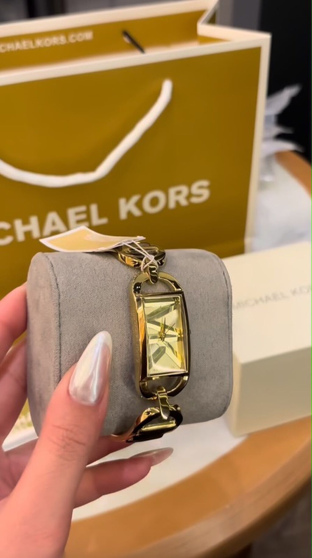 İşlənmiş, Qol saatı, Michael Kors, rəng - Qızılı — Qol saatları, Bakı (2)