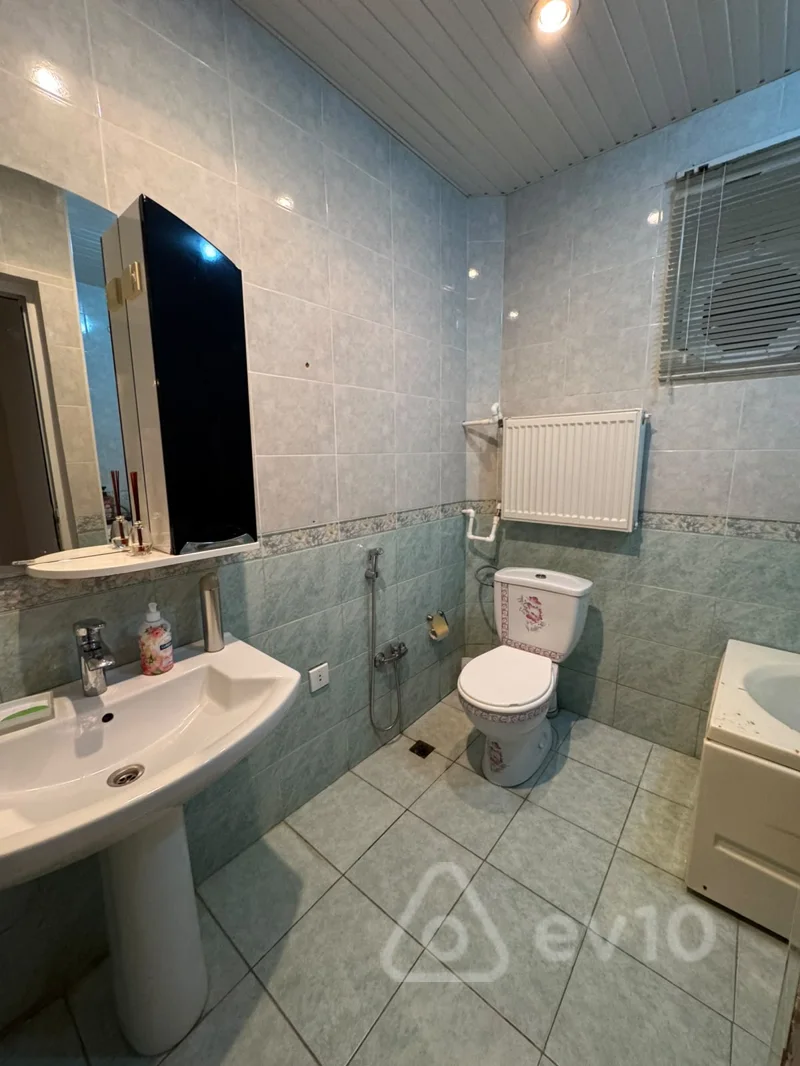 5 otaqlı həyət evi, 200 m², Bayil — kirayə — Ev, villa, Bakı (11)