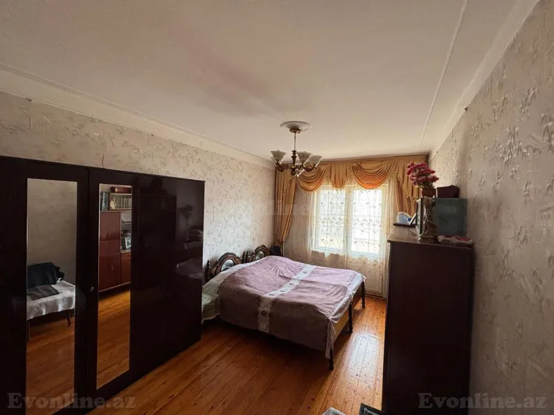 Satılır 4 otaqlı Mənzil Köhnə tikili 110 m² Bakı, Yasamal r., İnşaatçılar m., Yeni Yasamal — Mənzil, Bakı (6)