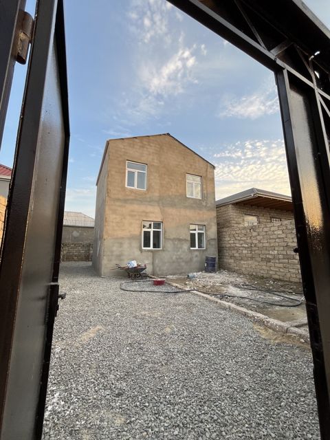 Satılır 3 otaqlı həyət evi/bağ evi 84 m² — Bakı