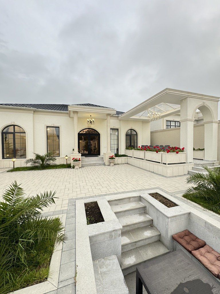 Satılır 5 otaqlı həyət evi/bağ evi 220 m² — Ev, villa, Bakı (2)