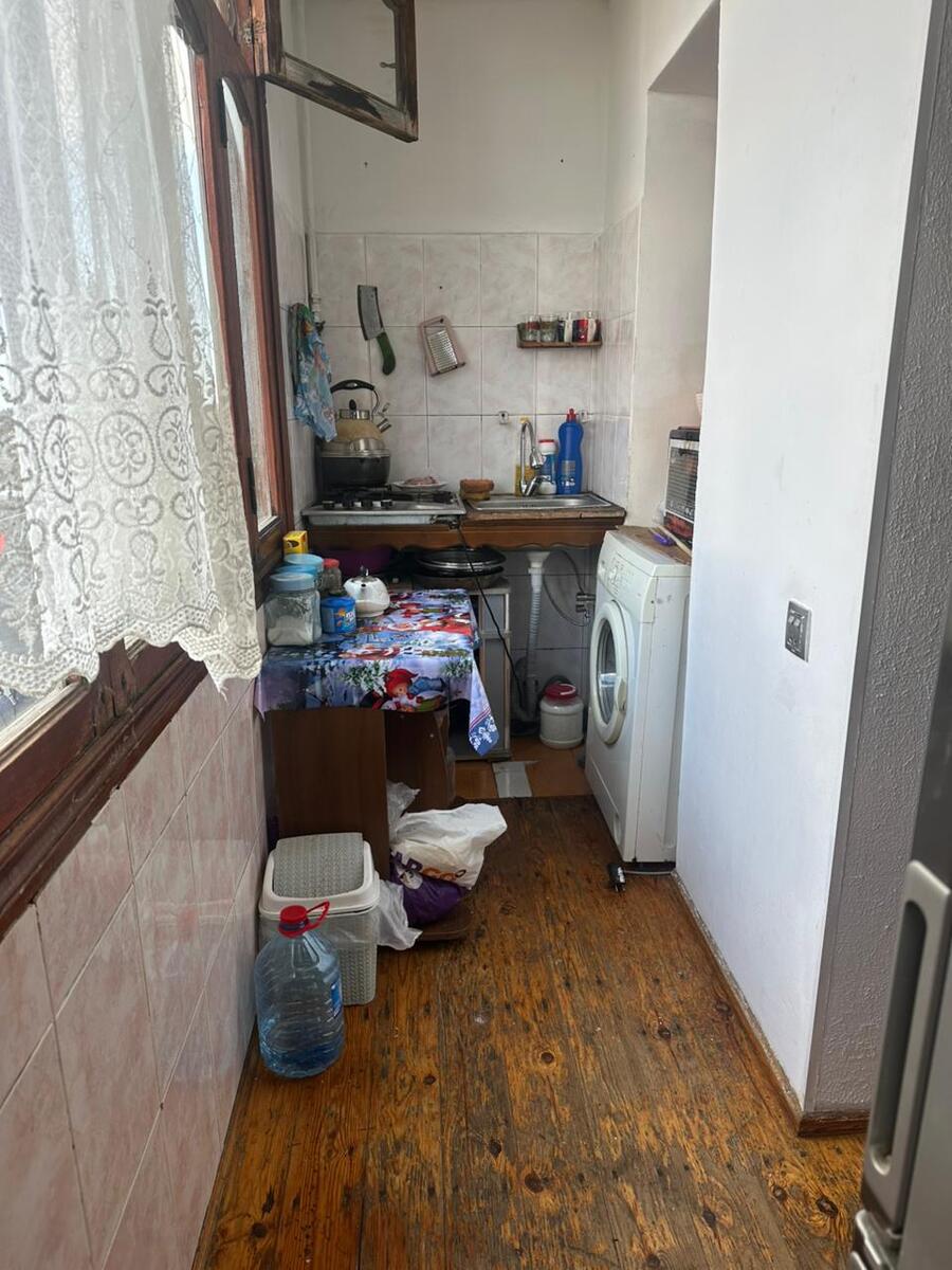 Satılır 1 otaqlı köhnə tikili 38 m² — Mənzil, Bakı (7)