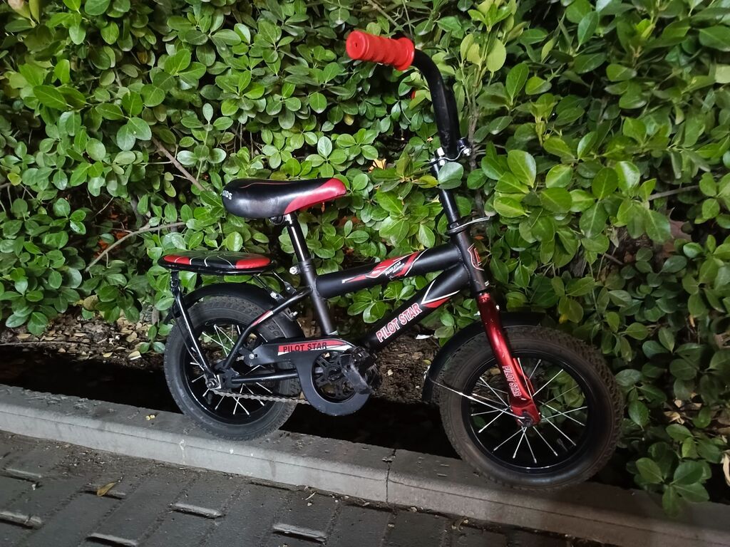 İşlənmiş İki təkərli Uşaq velosipedi 12", sürətlərin sayı: 1, Ödənişli çatdırılma — Uşaq velosipedləri, Bakı (4)