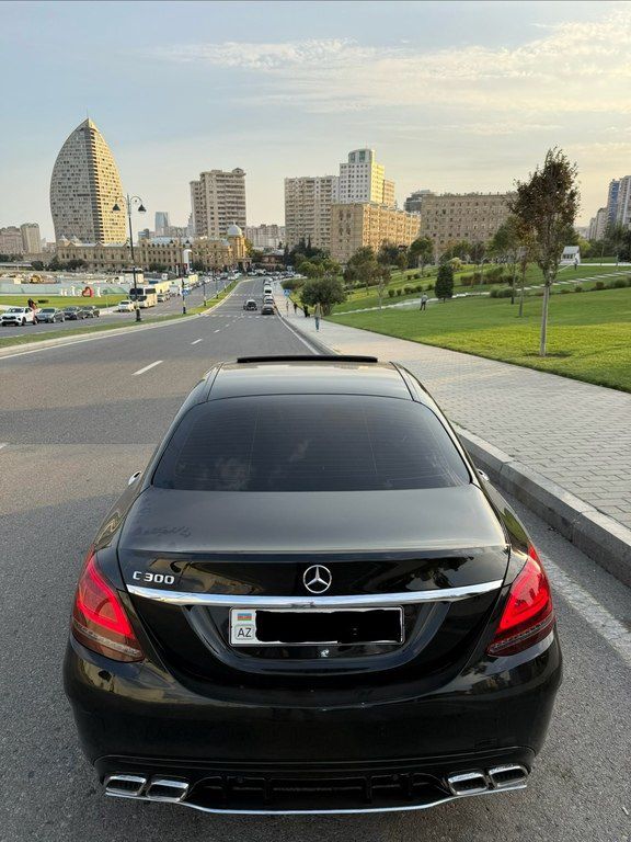 Mercedes C 300, 2.0 L, 2021 il, 111 000 km — Avtomobillər, Bakı (4)