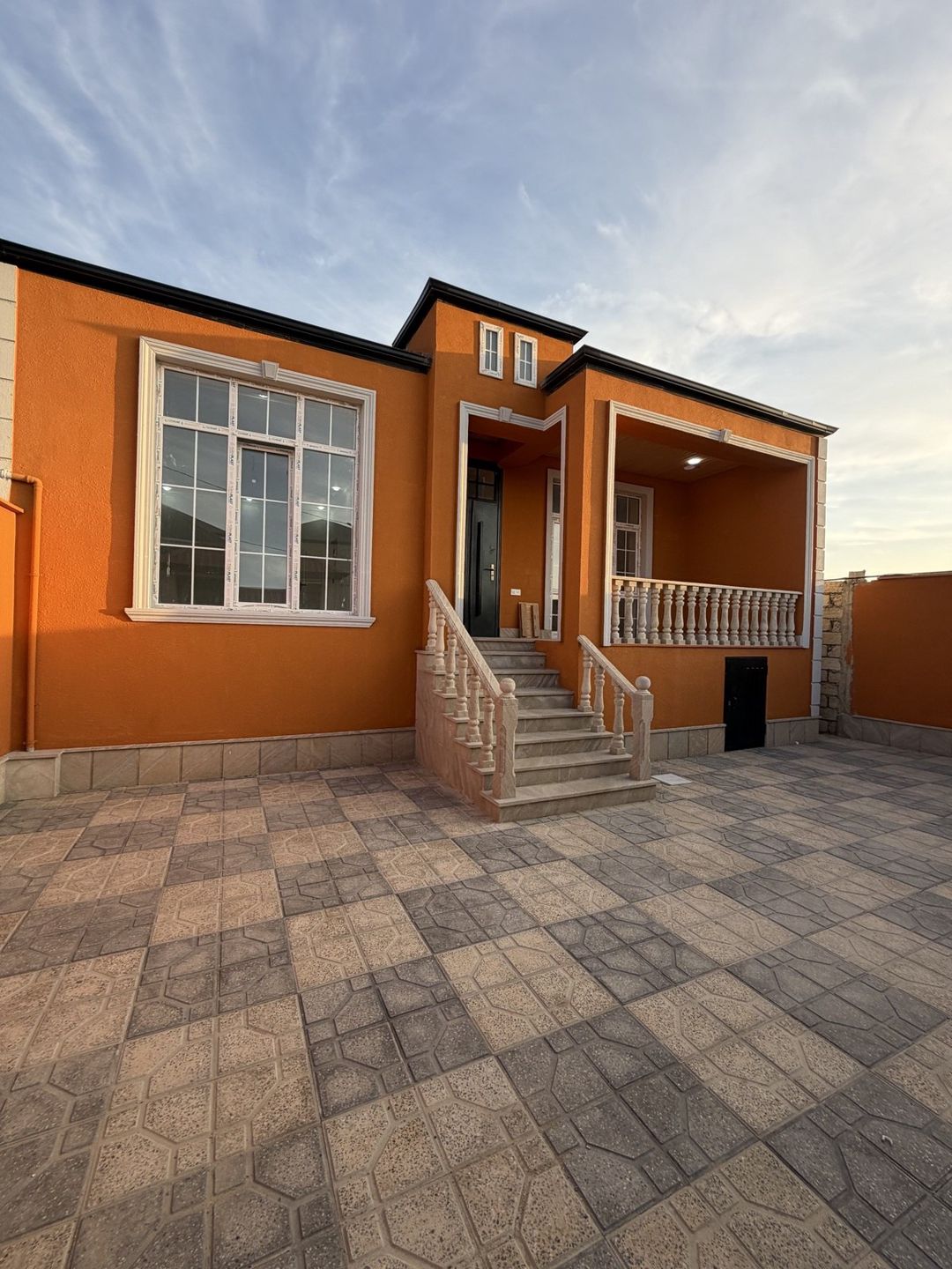Satılır 4 otaqlı həyət evi/bağ evi 110 m² — Ev, villa, Bakı (2)