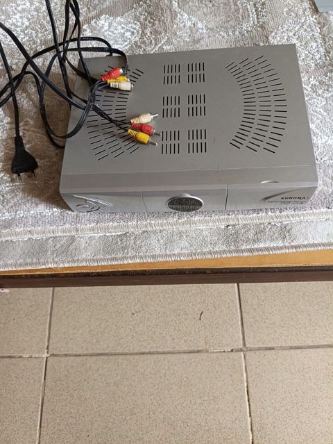 Euromax rəqəmsal peyk qəbuledicisi - Markası/modeli: Euromax (ön — Bakı