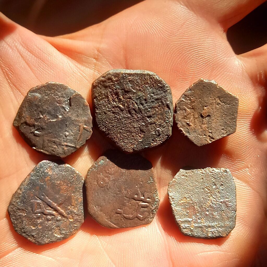 23 ədəd biryerdə Azərbaycanın Atabəyləri Hicri 1136-1225 Hardasa — Sikkələr, Bakı (3)