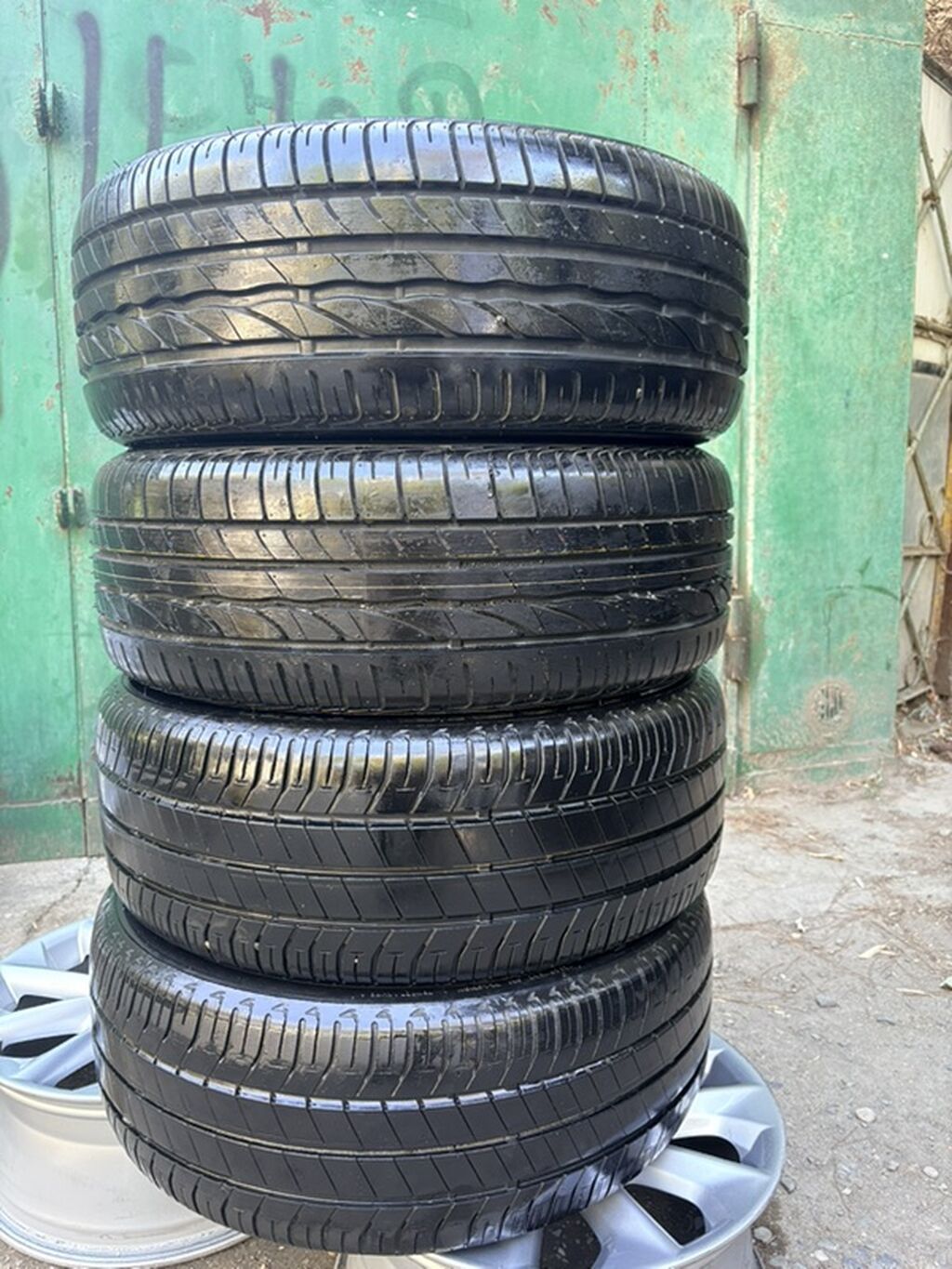 Bridgestone Turanza 4 eded teker,1 ededin qiymeti 80 man dir,hamisin — Şinlər, Sumqayıt (3)