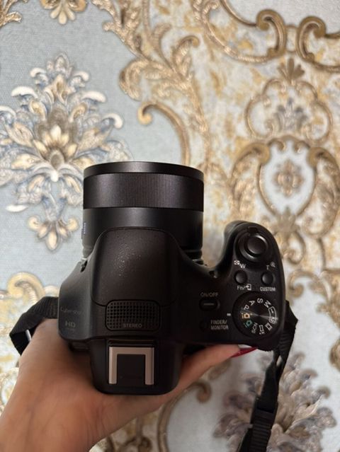 Sony Cyber-shot H-seriyası bridge fotoaparat - Linza: Zeıss — Bakı