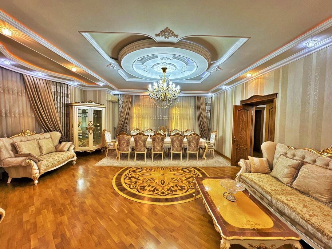 Satılır 9 otaqlı həyət evi/bağ evi 800 m² — Ev, villa, Bakı (2)