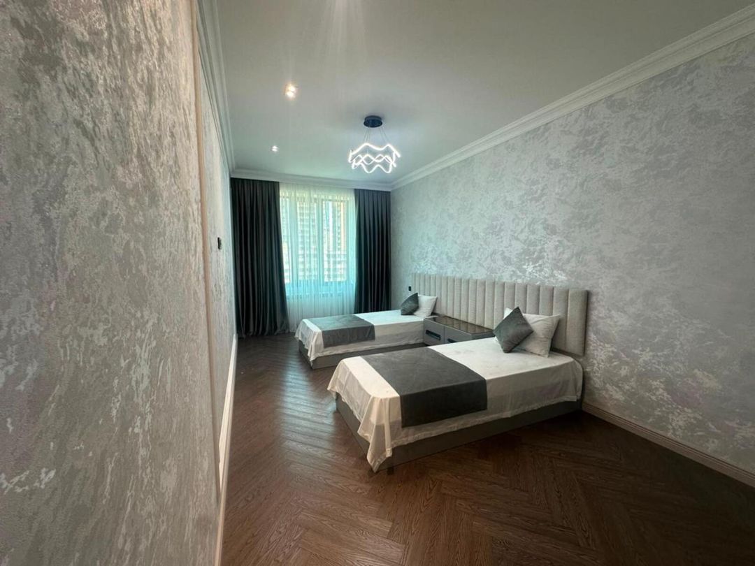 Satılır 3 otaqlı yeni tikili 142 m² — Mənzil, Bakı (5)