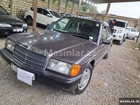 Mercedes 190, 1992 il — Qusar