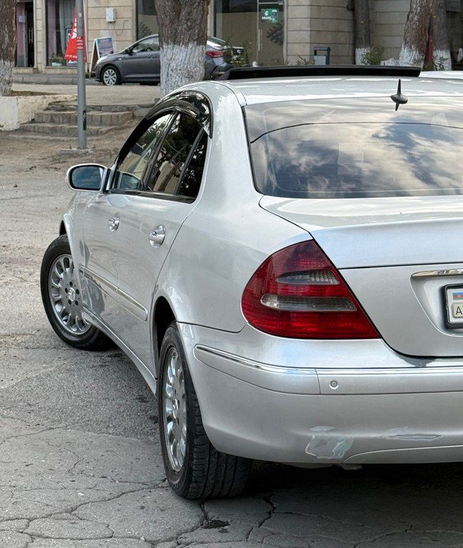 Mercedes E 270, 2.7 L, 2002 il, 490 000 km — Avtomobillər, Bakı (9)