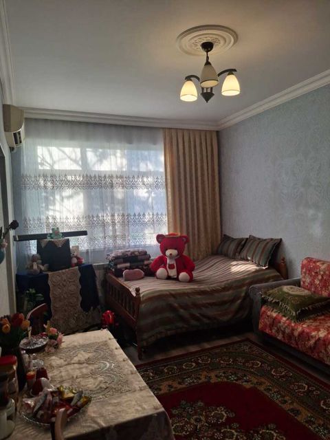 İcarəyə verilir 1 otaqlı köhnə tikili 35 m² — Bakı