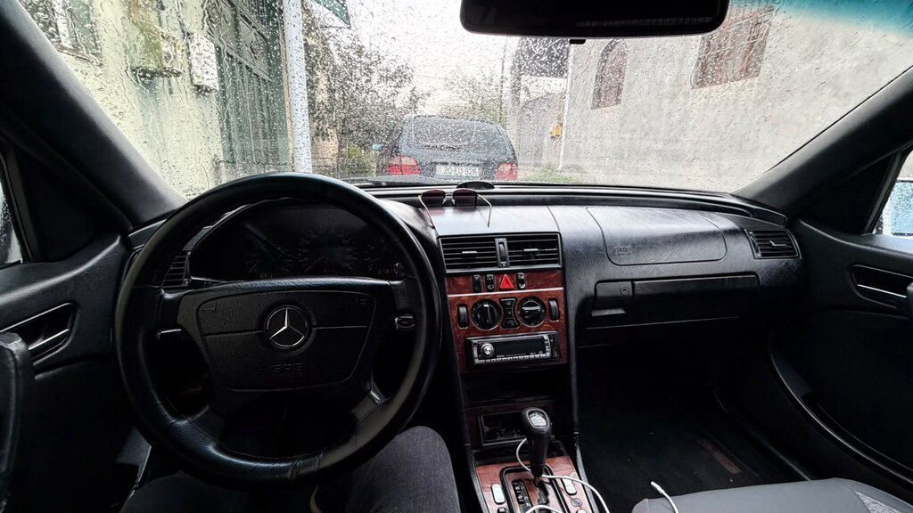 Mercedes C 220, 2.2 L, 2000 il, 234 000 km 99-GN-189 — Avtomobillər, Gəncə (11)