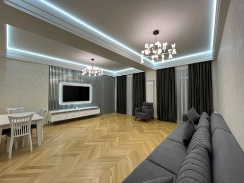 Satılır 3 otaqlı yeni tikili 177 m² — Bakı