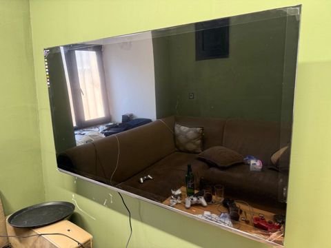 Televizor təzədir demək olar plonkası belə sökülməyib — Bakı