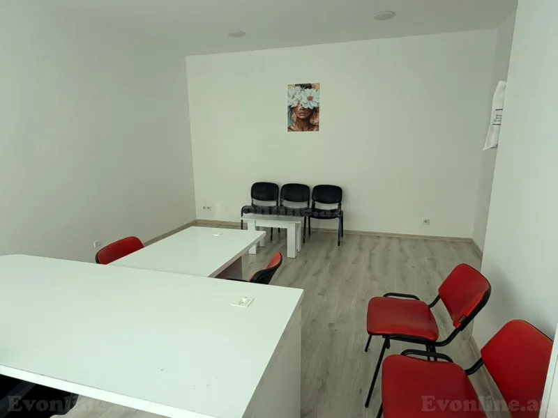 Kirayə verilir Ofis 30 m² Bakı, Nəsimi r., 28 May m — Ofis, Bakı (2)