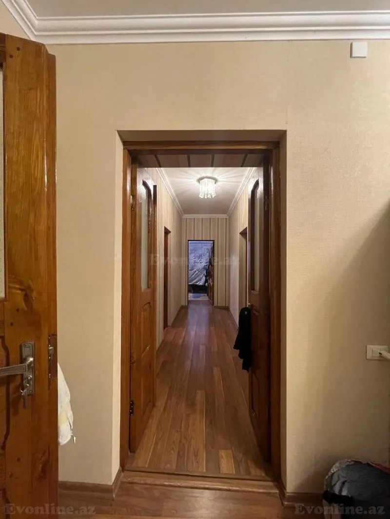 Satılır 7 otaqlı Həyət evi 220 m² Bakı, Binəqədi r., Nəsimi m., 6-cı mikrorayon — Ev, villa, Bakı (4)